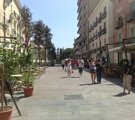 Rosangela Apartman *